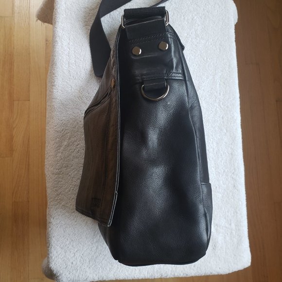 💕Kenneth Cole Reaction Busi-mess Essentials Unisex Leather Laptop/Messenger Bag - Picture 6 of 16